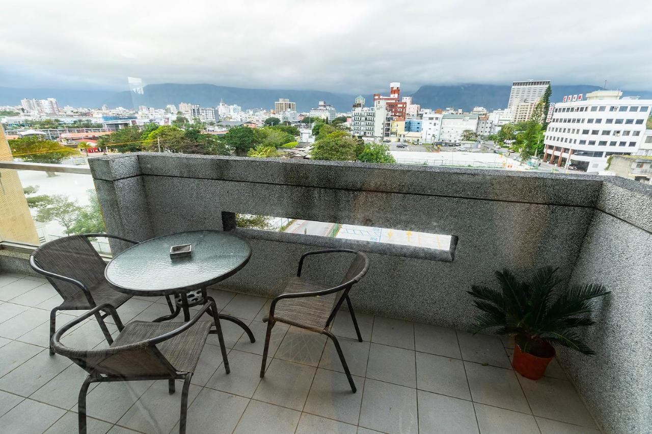 茉白電梯民宿bed And Breakfast Elevator 花蓮夜市電梯包棟 Hualien Eksteriør bilde